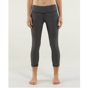 RARE Lululemon Wunder Under Crop Parallel Stripe Black / White ORIGINAL
